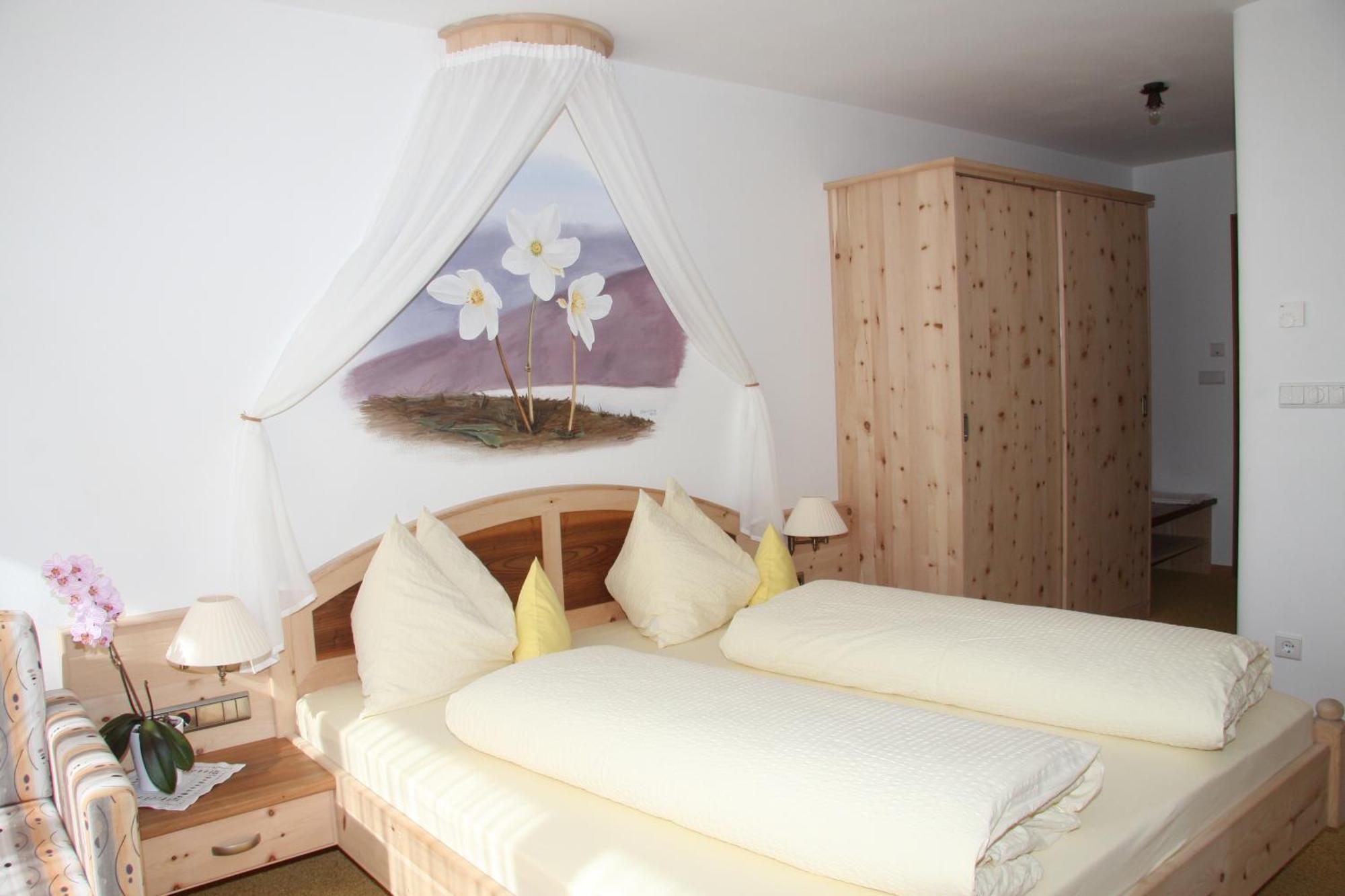 Hotel Restaurant Rosmarie フェルダーズ 部屋 写真